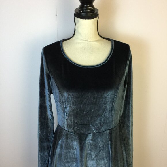 Frock Shop Fit & Flare Dress Size L Womans Gray Blue Stretch Velvet Long Sleeve - Picture 4 of 16
